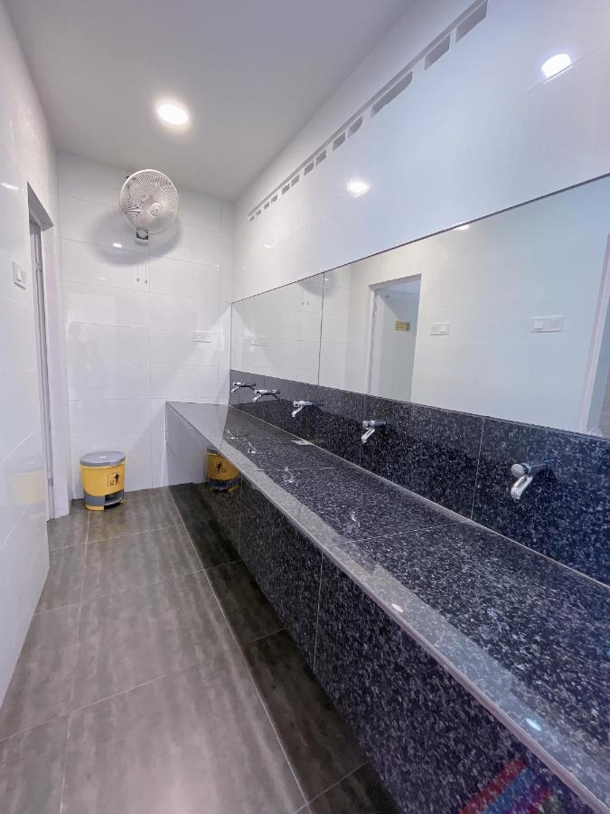 Hotel Decentraland Kuala Terengganu Esterno foto